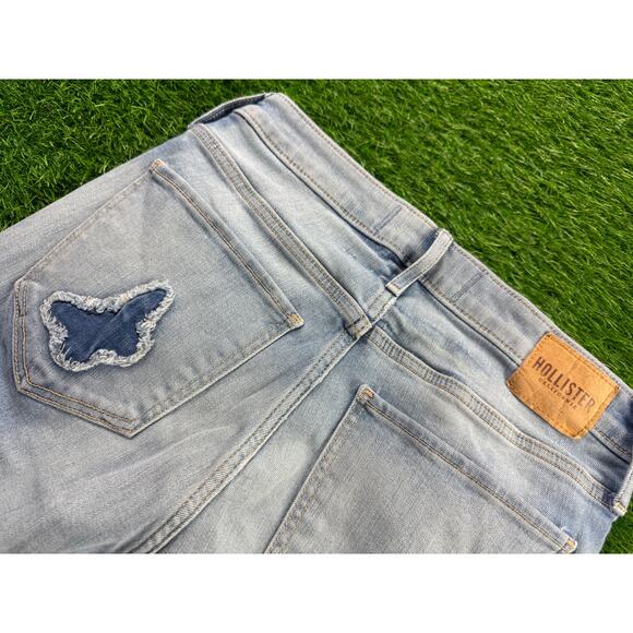 Hollister Womens Curvy High Rise Vintage Flare Jeans Butterfly Light Wash 9R W29 - Picture 4 of 9